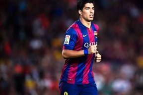 开云体育在线-西甲国家德比之夜，霍勒迪打出生涯之夜，当篮球传奇在足球圣殿绽放